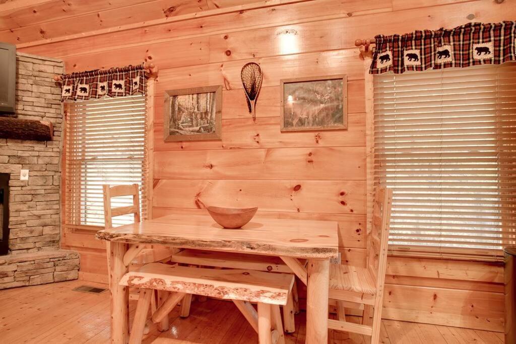 Brave Eagle Cabin Sevierville Quarto foto